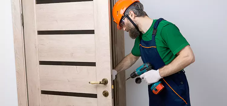 Replace Internal Door Handle with Lock Linden