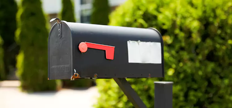 Secure Mailboxes for Packages Linden